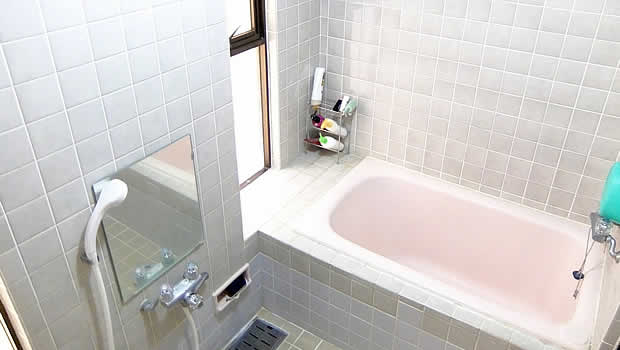 山梨片付け110番の浴室・浴槽クリーニング代行サービス