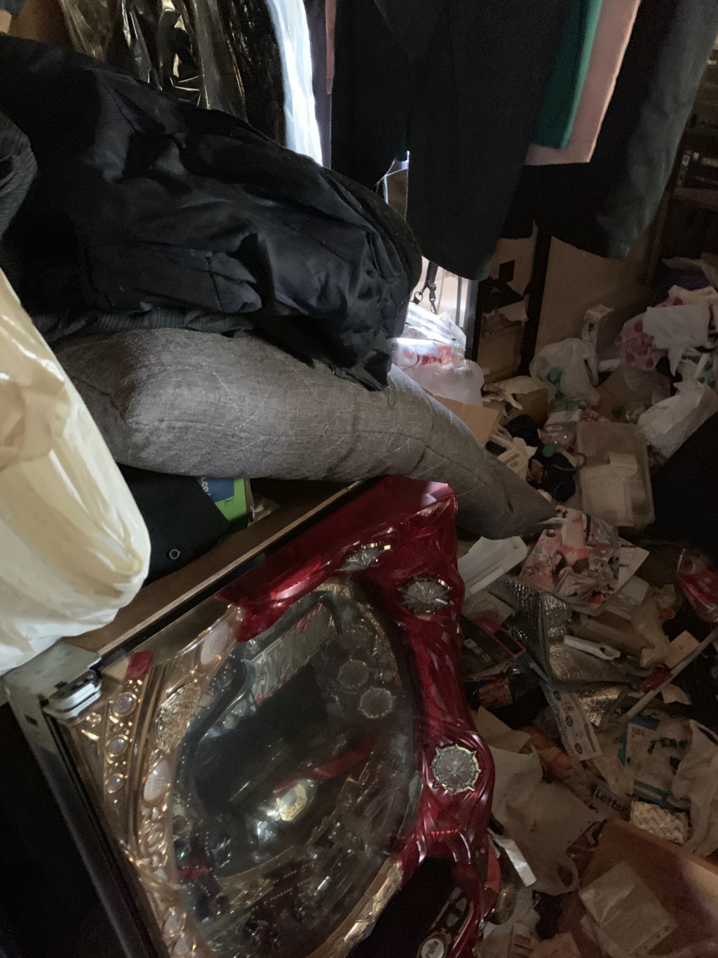 【甲斐市】2tトラック満載の不用品回収・処分ご依頼 お客様の声