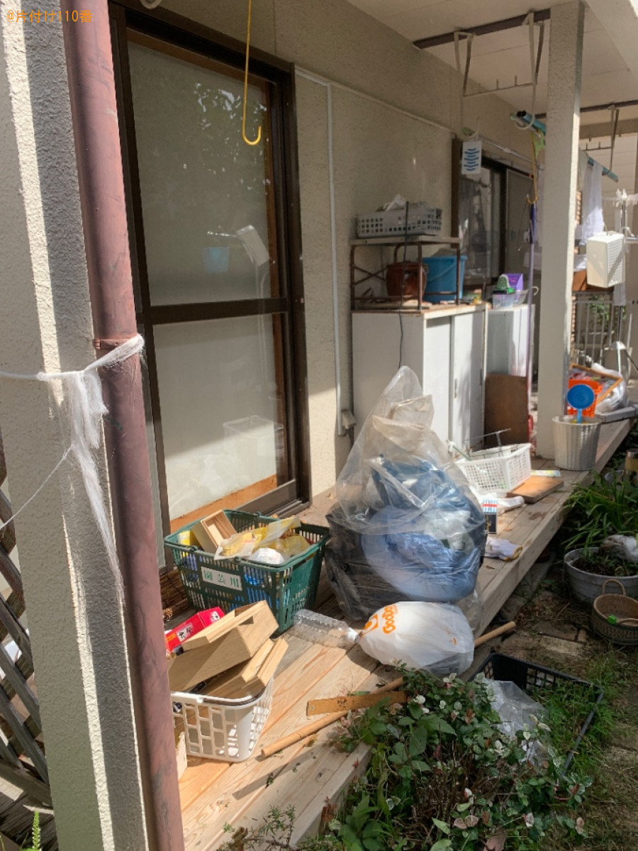 棚、衣類、陶器、障子、カラーボックス、収納ケース等の回収・処分